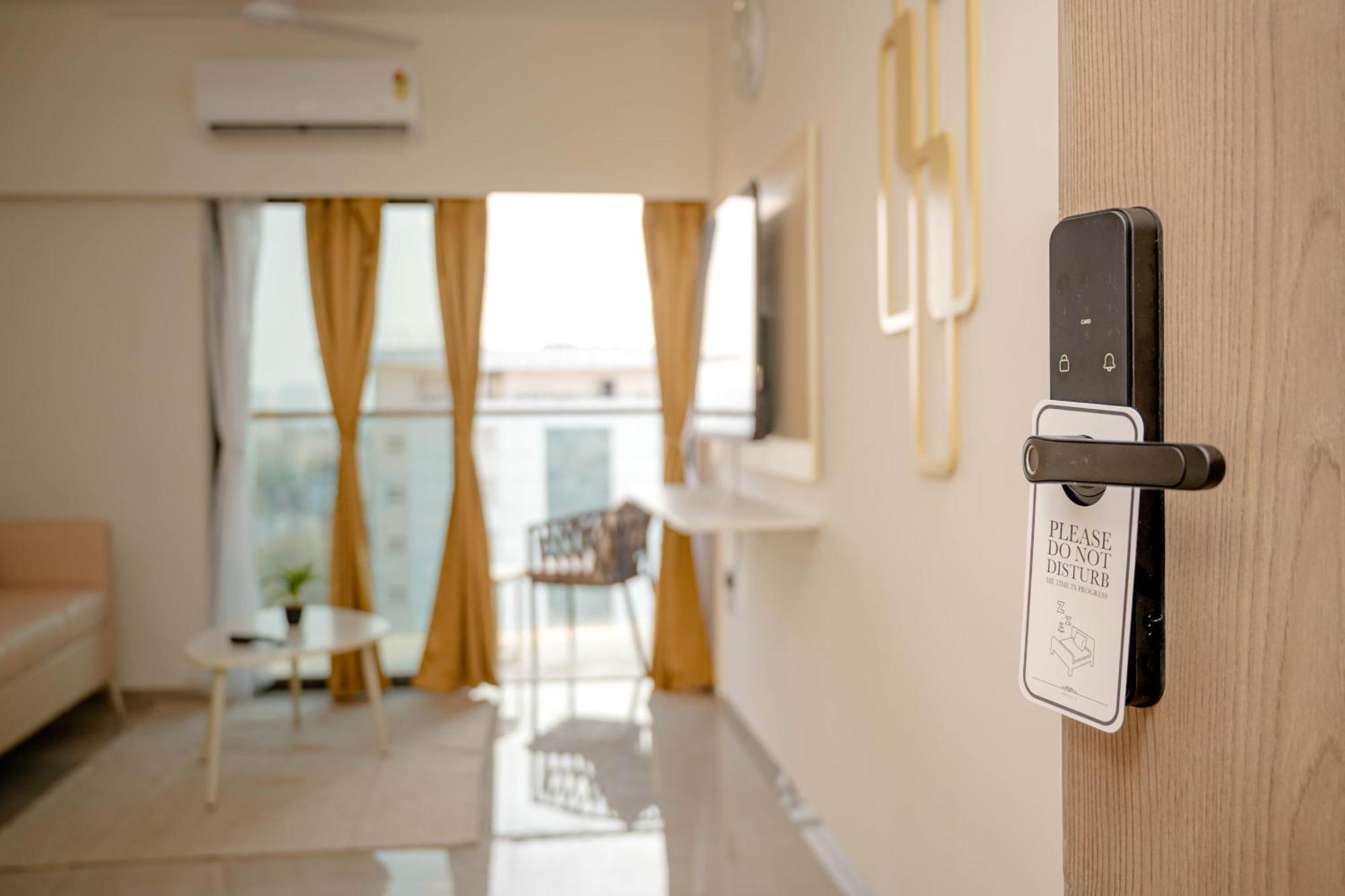 Z Bliss Suites, Bkc مومباي المظهر الخارجي الصورة